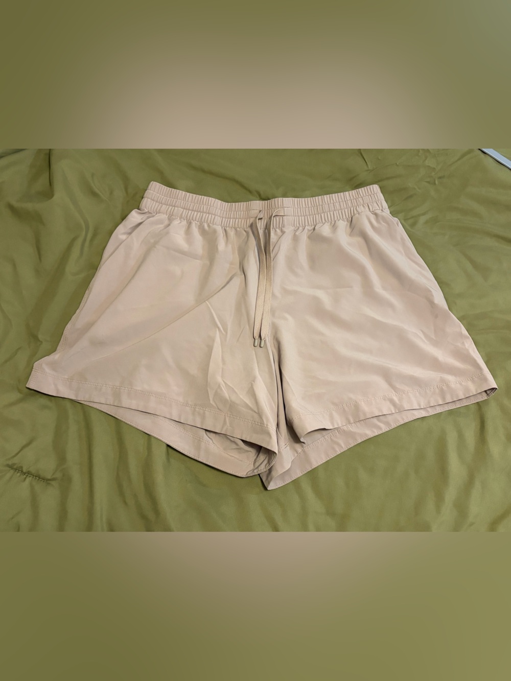 Patagonia Women’s Fleetworth Shorts - Beige/Tan - Size Small